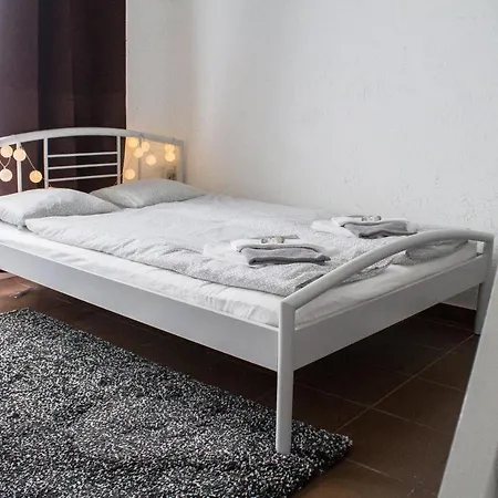 Apartment Liliom Apartman